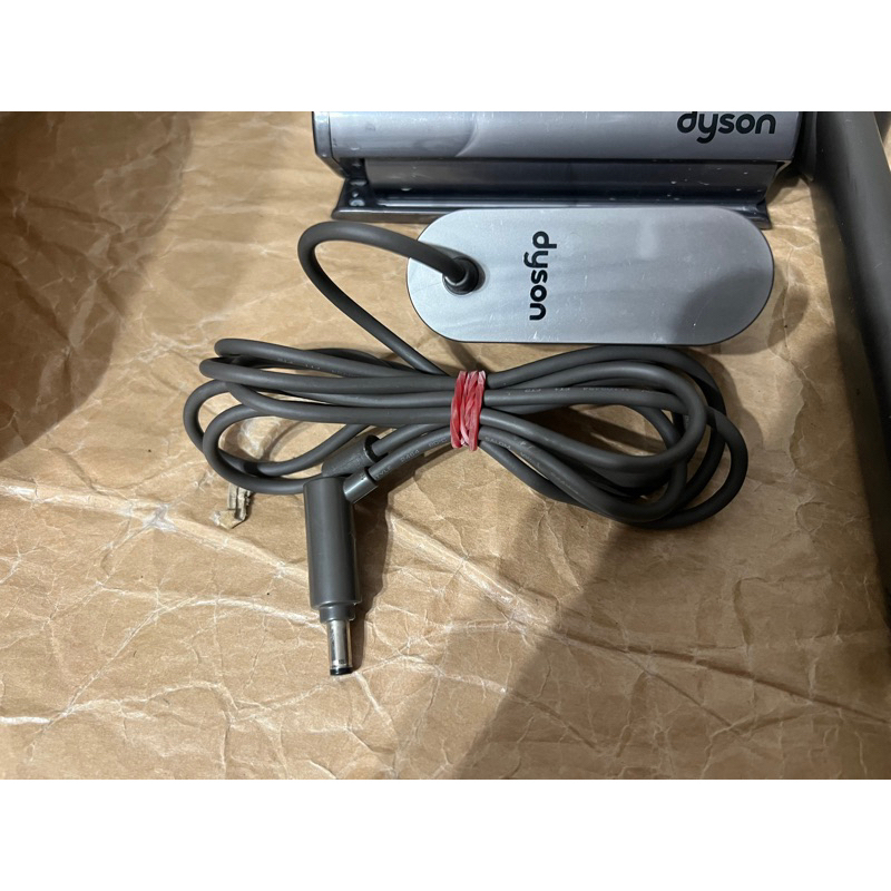 Bộ sạc Dyson V6/V7/V8 - bản gốc used