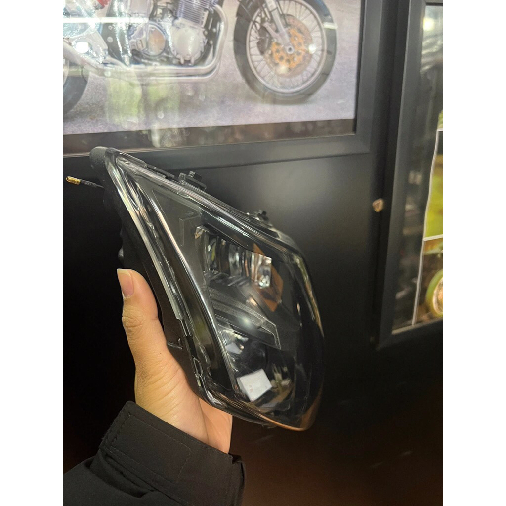 Đèn pha 2 tầng cho ex 135 2005-2010