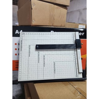 Bàn (kim loại) xén giấy khổ A4 (kích thước 250x300mm)