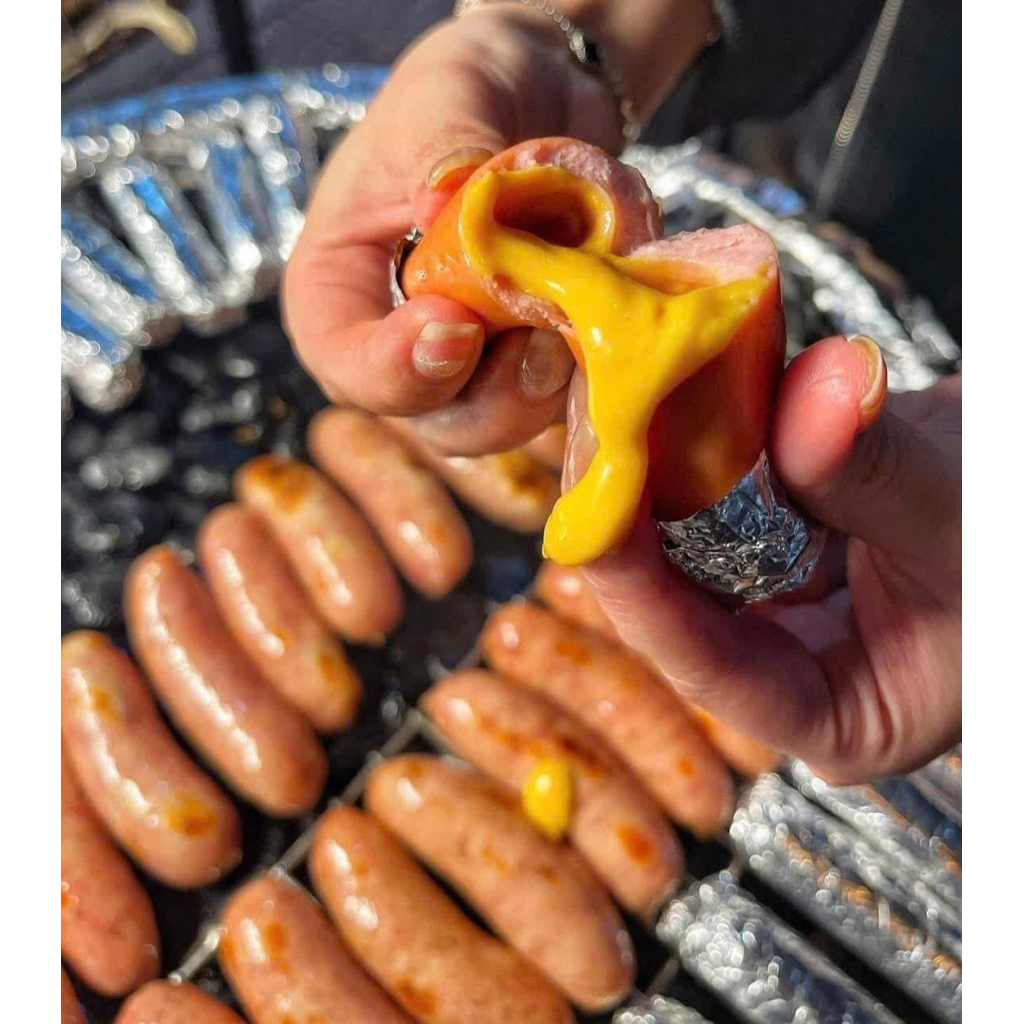 Xúc xích nướng giấy bạc nhân phomai LC food