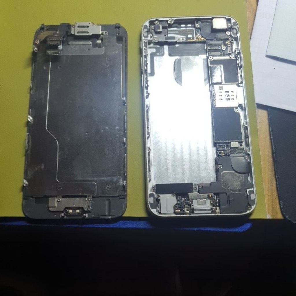 Cụm Ai phon Sáu ( G ) không "Pin", đủ linh kiện, hư màn, máy bypass dùng Wifi