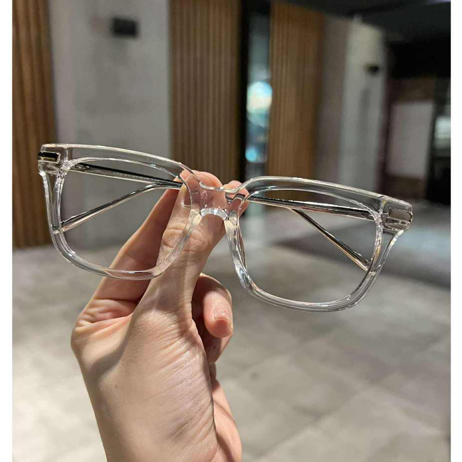 Kính Gọng Trong Suốt Hàn Quốc