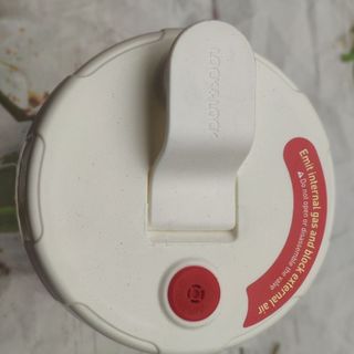 Hộp muối dưa cà 2.1L Lock&Lock INL413W