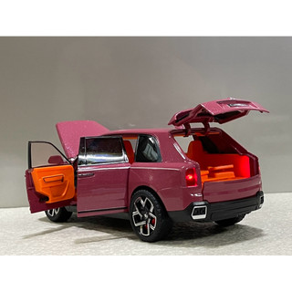 Mô hình xe Rolls-Royce CULLINAN 2025 1:24