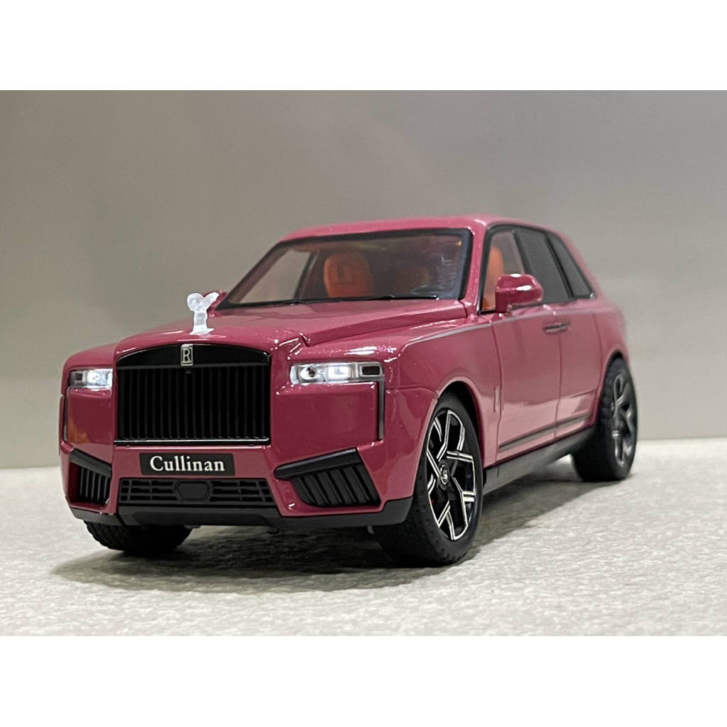 Mô hình xe Rolls-Royce CULLINAN 2025 1:24