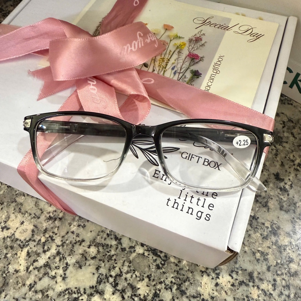 Kính đọc sách kính lão cho ngừơi lớn tuổi chống UV400, thiết kế mắt vuông dễ đeo, màu sắc thời trang