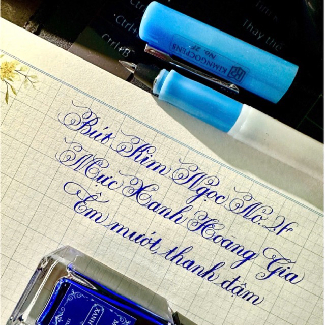 Bút Kim Ngọc No2F (No.2F) lá tre thanh đậm cho người mới viết.