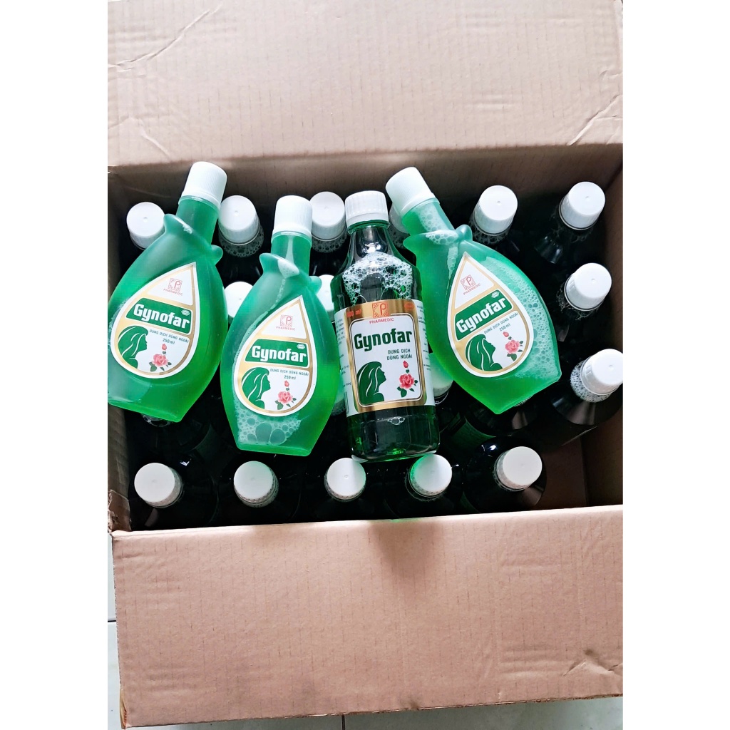 Dung dịch vệ sinh phụ nữ gynofar xanh ( giảm viêm vùng kín, viêm da, mụn lưng)