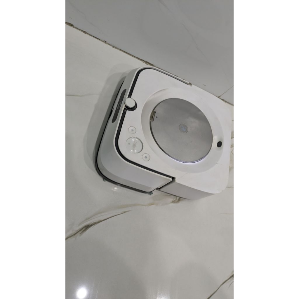 robot chuyên dụng lau nhà irobot braava jet M6
