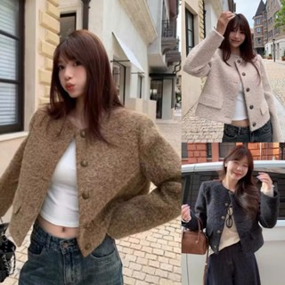  Áo khoác nữ A.804 Áo dạ lông cừu dáng ngắn cổ tròn tay dài phối cúc dọc túi nắp sang chảnh - Shop Chấm Bi 