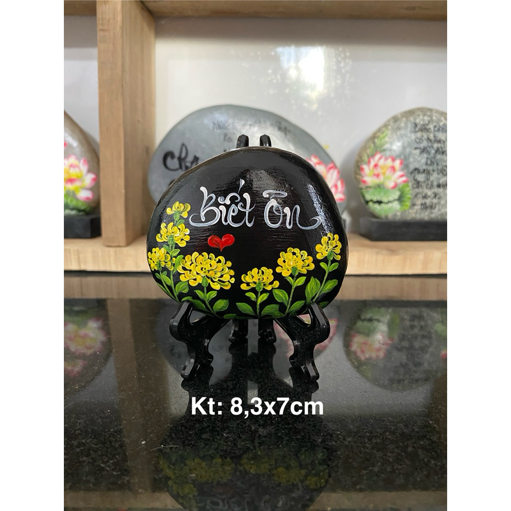 Hòn đá biết ơn mẫu Biết Ơn tặng kèm đế trưng bày