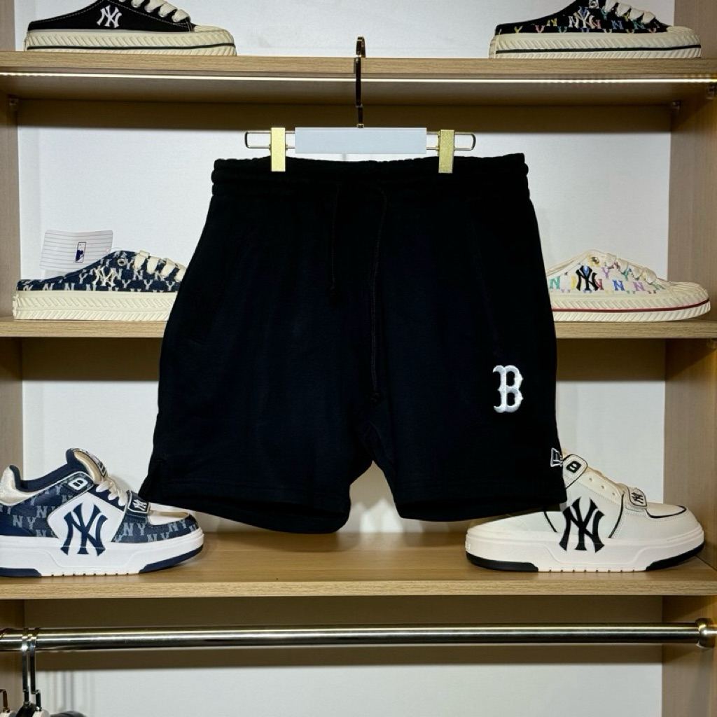 (Auth) Quần Short New Era Boston Màu Đen Logo Thêu CODE: 13574667 - Async Studio