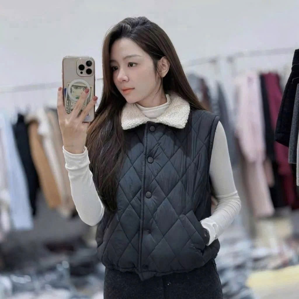 Áo Phao Gile Nữ Trần Trám Cổ Lông Chất Nhung Lì Có Túi 2 Bên Áo Khoác Phao Gile Nữ Có Dây Rút Dưới Áo Gile Phao 3 Màu | BigBuy360 - bigbuy360.vn