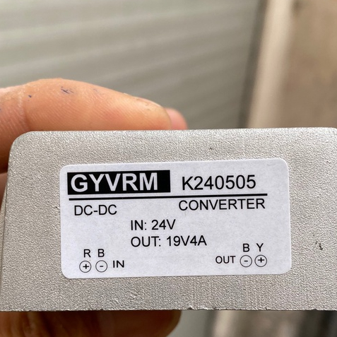 Bộ đổi điện DC 24V trên oto xuống điện DC 19V 3A/4A