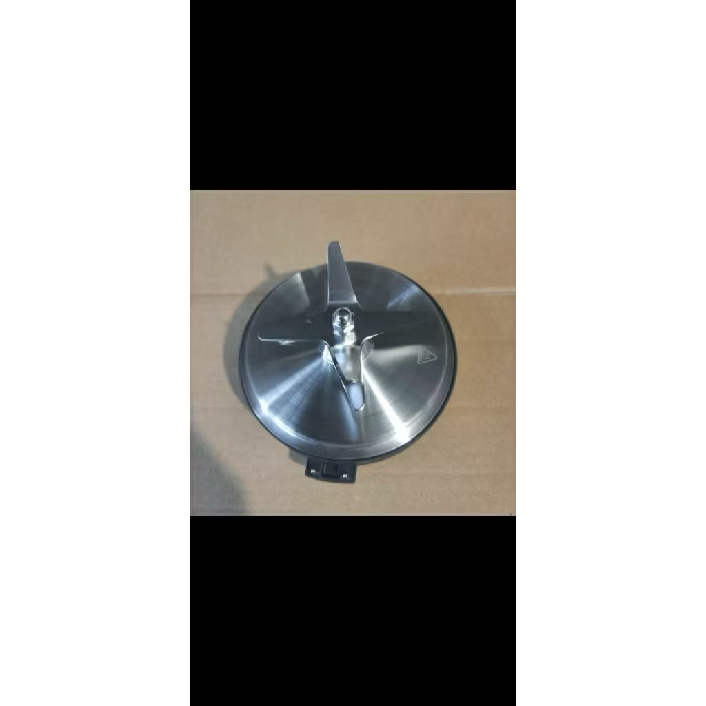 Đế nhiệt có lưỡi dao máy xay Tefal BL83SD66