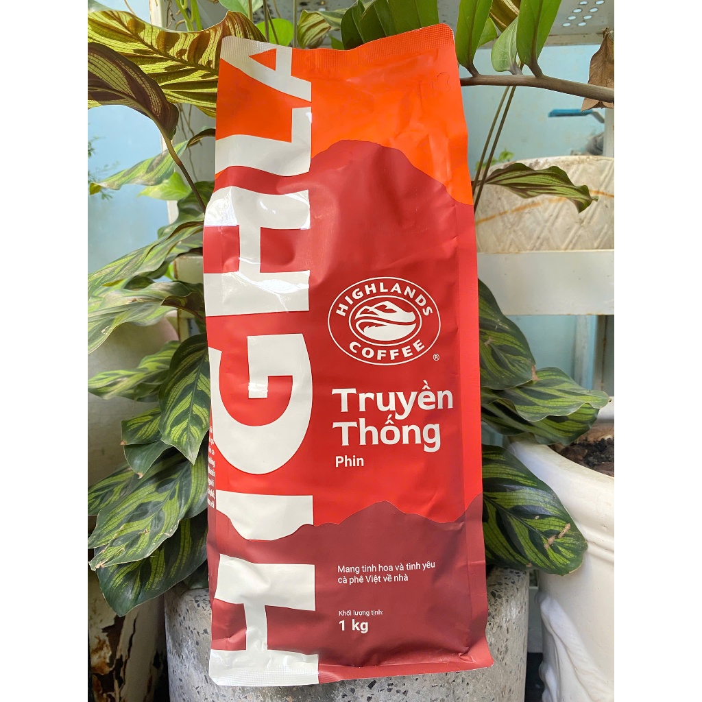  Cà Phê Bột Truyền Thống Highlands Coffee 1ký  Bao bì mới  