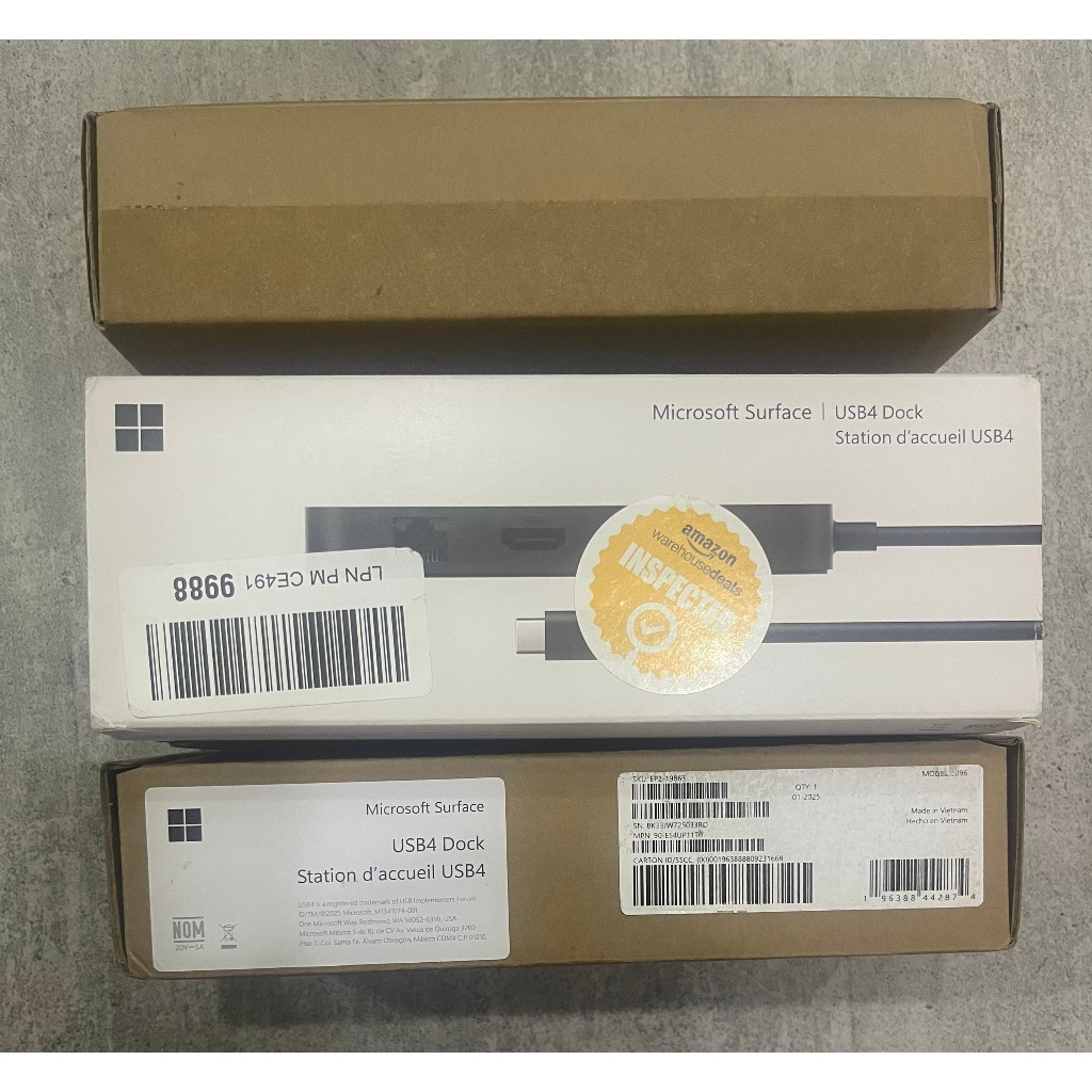 Chân đế Microsoft Surface USB4 Dock cho Surface Pro 12, 11,10,9,8