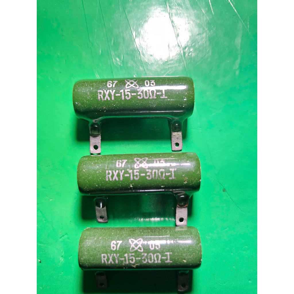 Điện trở công suất 30R 15W mã hiệu RXY-15-30R-J