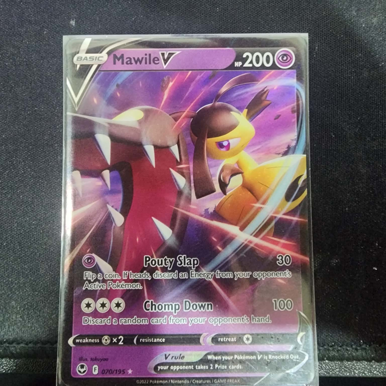 Thẻ bài mawile V chính hãng tiếng anh mới 100%