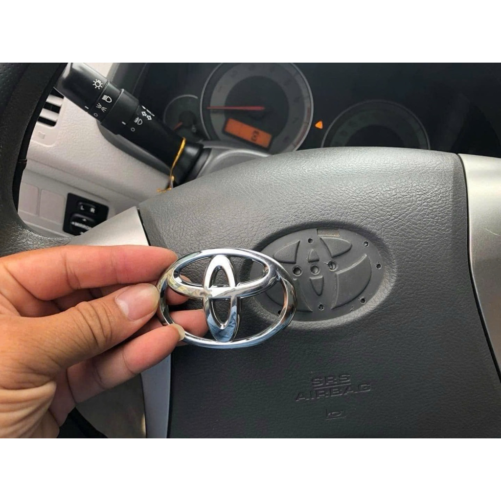 🔥 TOYOTA - Ốp logo vô lăng cho các dòng xe Toyota innova , Fortuner , vios , altis , camry