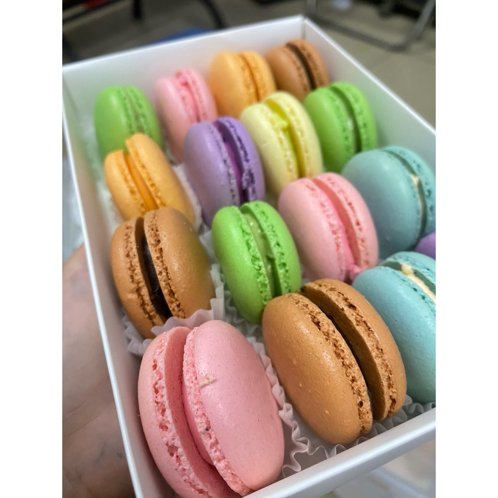 Hộp Quà MACARON Medium size mix vị