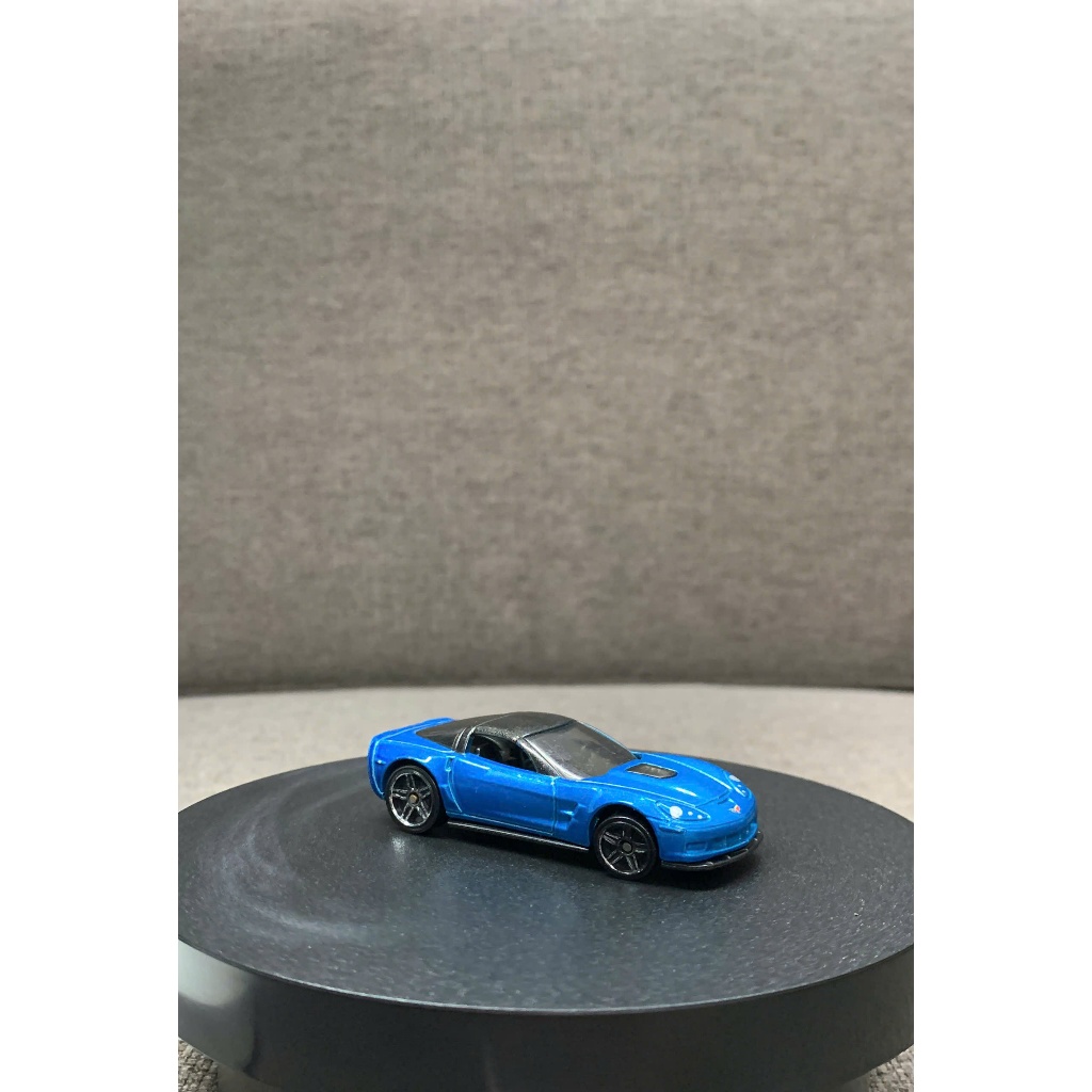 Hãng Hot Wheels-Corvette ZR1 2009 (loose nguyên bản, trục bánh hơi cong và rỉ)