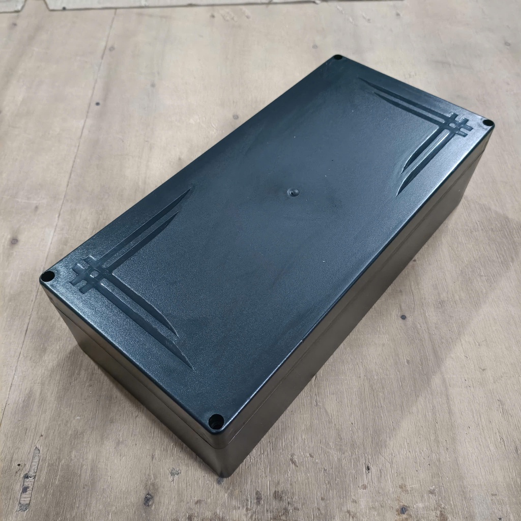 Vỏ 48v 15ah, 12v 60ah lắp vừa 16 cell 32140, 33140