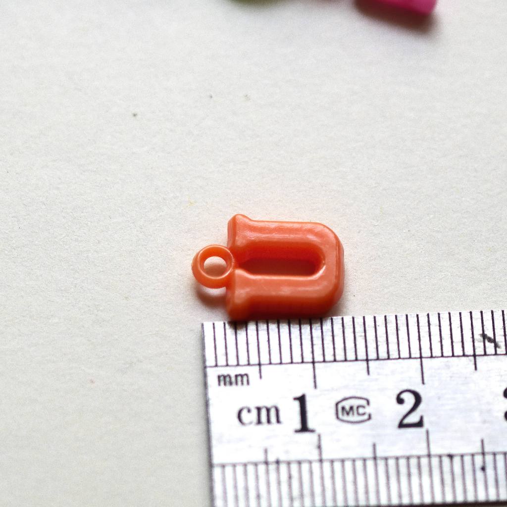 Set 100 hạt nhựa AB 15mm khắc chữ nhiều màu xâu vòng DIY, làm trang sức, vòng tay, dây chuyền, strap