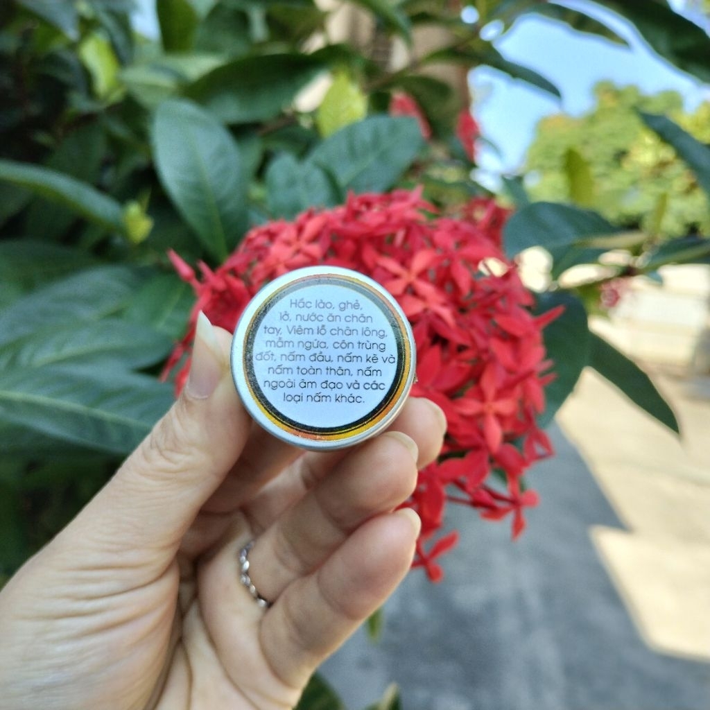 Thảo Mộc Bôi Da Trần Kim Huyền ( Không có vỏ ngoài)  giảm mẩn ngứa, nấm, vẩy nến, viêm da...