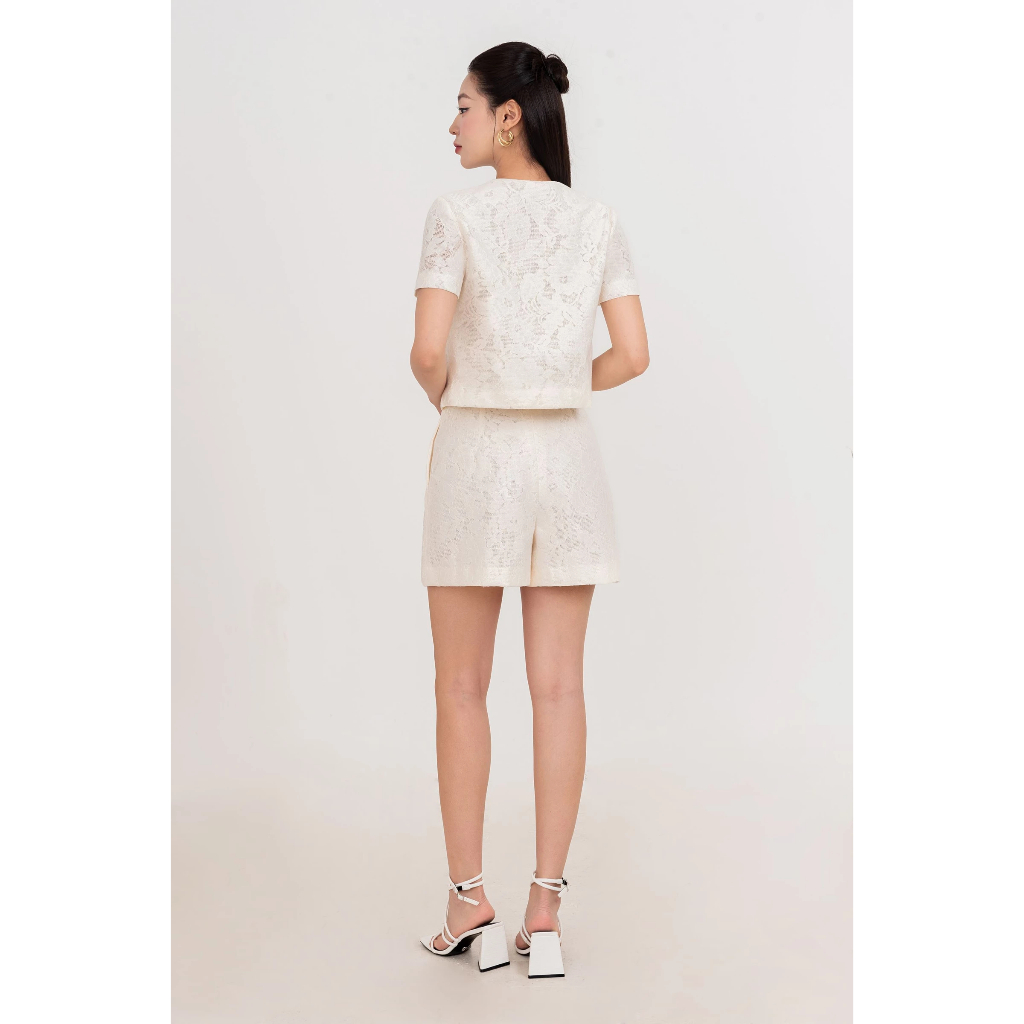 Áo ren cổ V họa tiết hoa, Áo ren croptop nữ tay ngắn IVY moda MS 16T0253 | BigBuy360 - bigbuy360.vn
