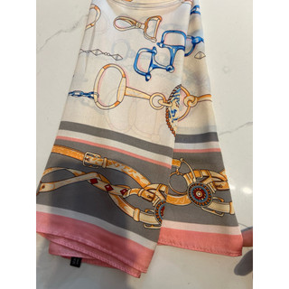 Khăn lụa vuông size 70x70cm