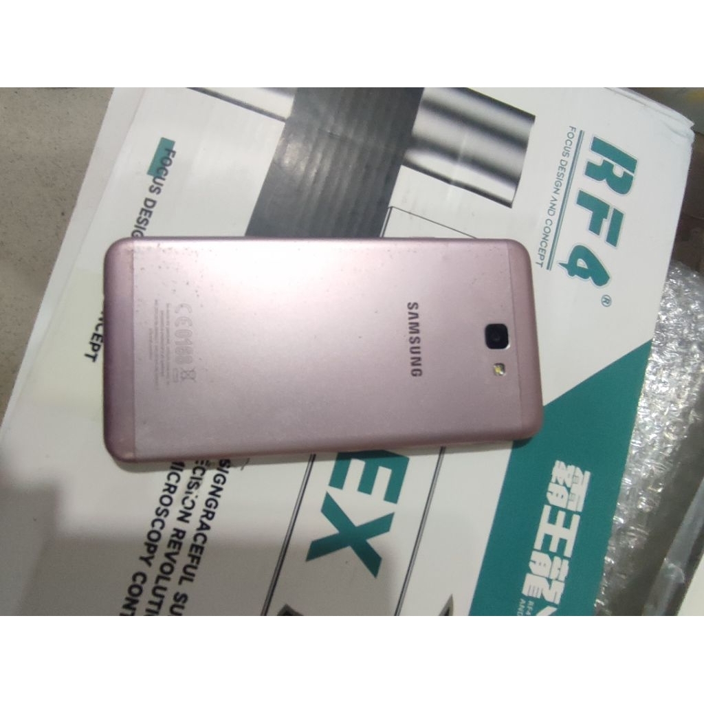Xác điện thoại Samsung J7 Prime hư màn hình. Bao main rin full chức năng. Cam kết chất lượng tốt
