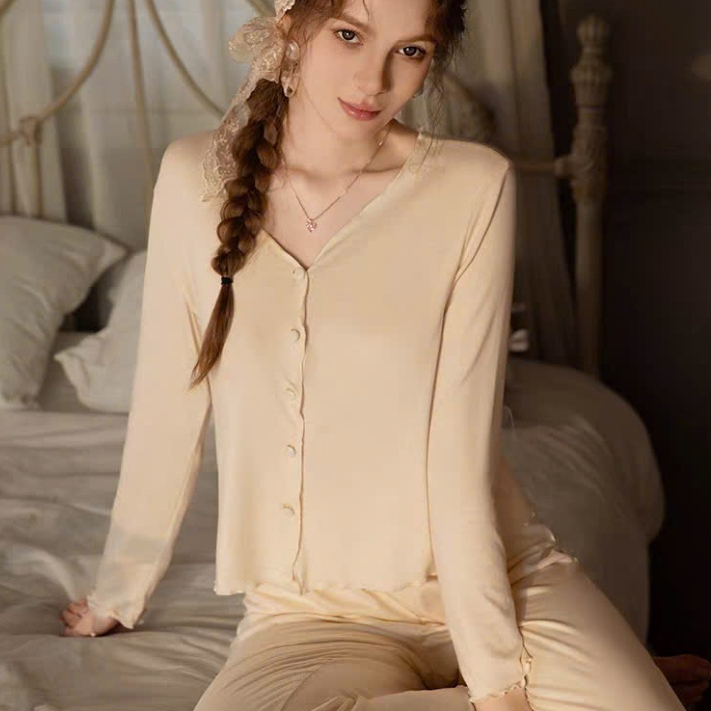 BỘ ĐỒ MÙA ĐÔNG NỮ CHẤT LIỆU THUN COTTON CAO CẤP MÀU KEM VANI - MIN HOUSE SLEEP WEAR