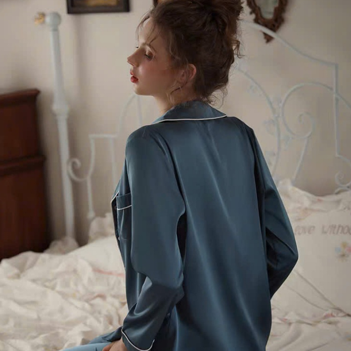 BỘ PIJAMA CHẤT LIỆU LỤA QUEEN CAO CẤP KIỂU DÁNG BASIC MÀU XANH LỤC BẢO- MIN HOUSE SLEEP WEAR