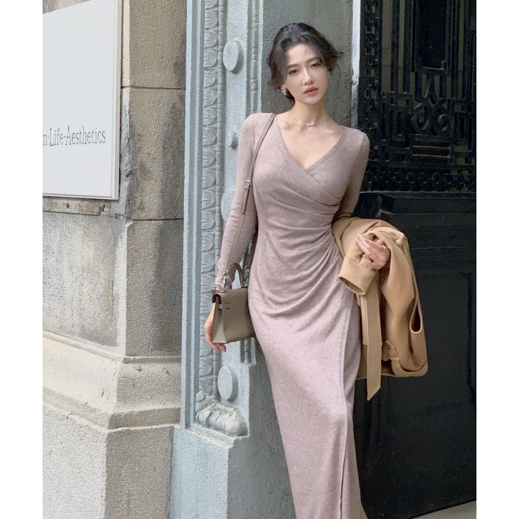 Đầm nữ dài tay Mila cổ V dáng dài quấn nhún eo, vạt chéo tôn dáng chất thun len Mỹ ôm body quyến rũ mặc dự tiệc đi làm | BigBuy360 - bigbuy360.vn