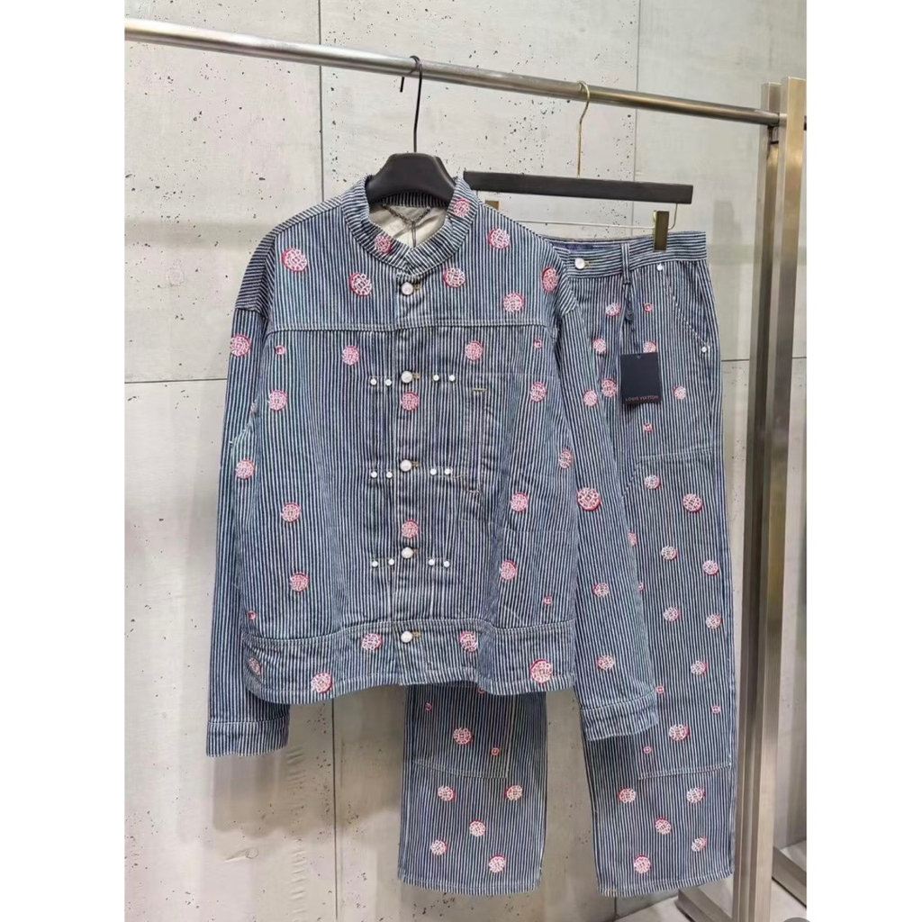 ✨ Hight Quality : Bộ Bò Nam-Nữ. Thêu Hoa Đỏ.Hàng bản cao cấp