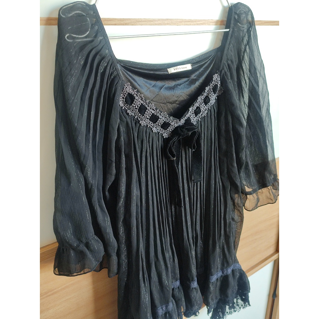 [2hand] áo axes femme đen y2k, goth, fairy, grunge, mori, punk, shoujo, coquette, áo đẹp