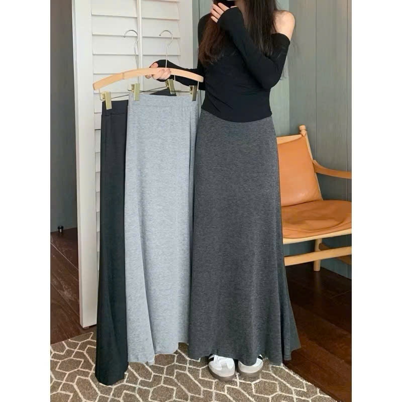 Chân váy midi dáng dài, đuôi cá chất Nhung tăm lông thỏ, Chân váy len thun dài co giãn công sở | BigBuy360 - bigbuy360.vn