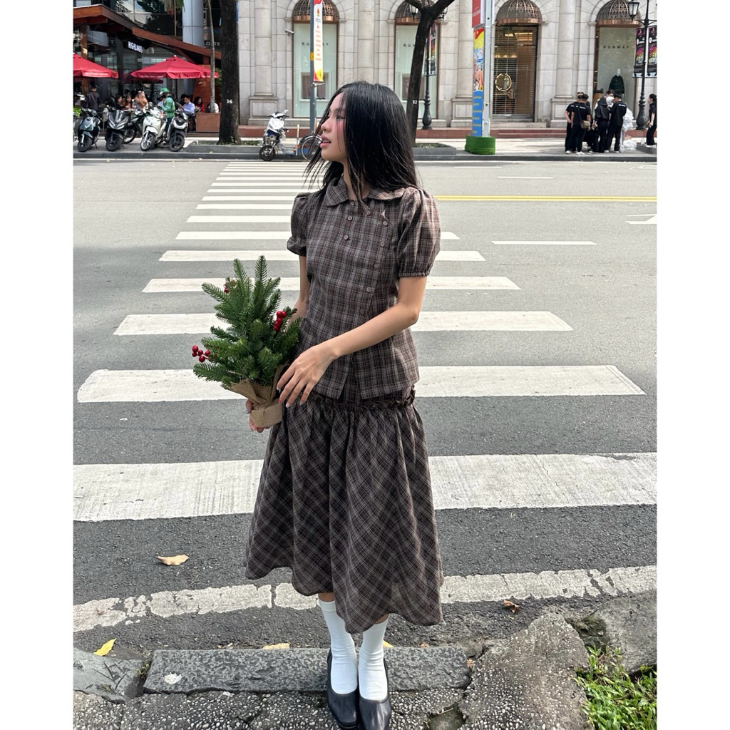 Set Áo Sơ Mi Cổ Sen - Chân Váy Lửng Bèo Nhún Caro | Lolie Set