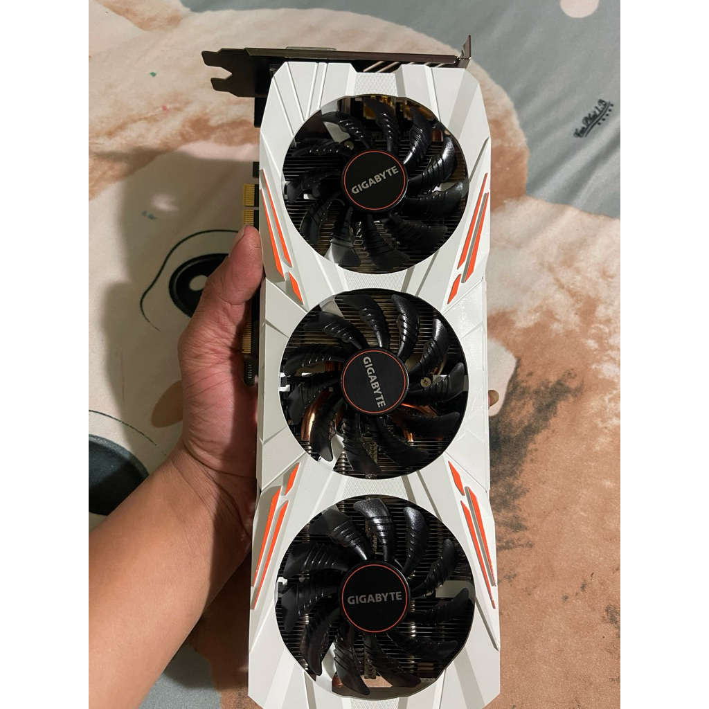 VGA GTX 1080TI GIGABYTE 11GB LIKE NEW
