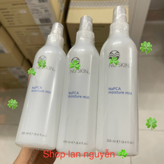 Xịt khoáng dưỡng ẩm