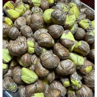 1kg hạt dẻ Cao Bằng bóc sẵn,còn vỏ lụa
