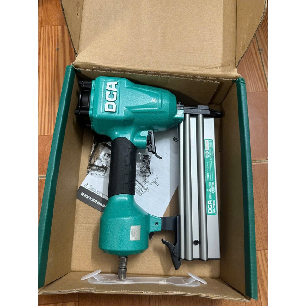 Súng Bắn Đinh Thẳng DCA F50 Dùng Hơi Hàng Chính Hãng DCA