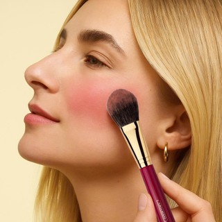 Cọ makeup má hồng/phủ phấn nhỏ CHICHODO Precision Blusher C104 bám phấn