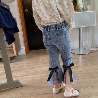Quần bò ống loe cho bé gái