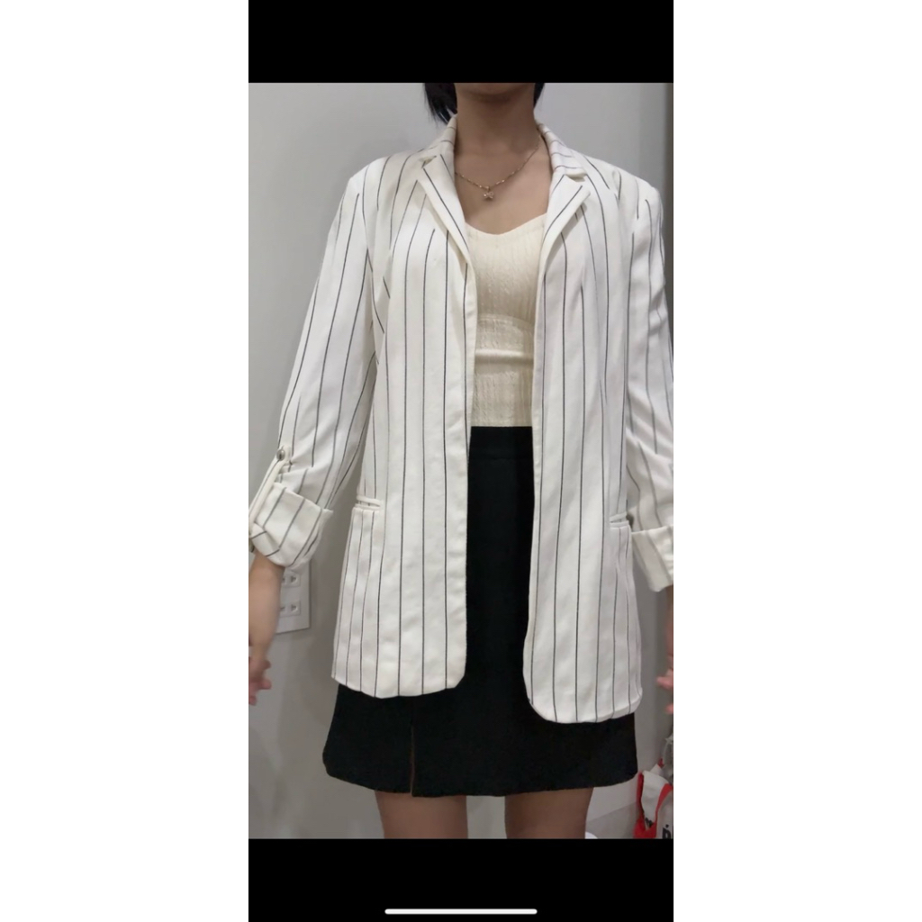 [THANH LÍ CÁ NHÂN - 2hand] Blazer Breska trắng sọc thời trang nữ dễ thương năng động công sở