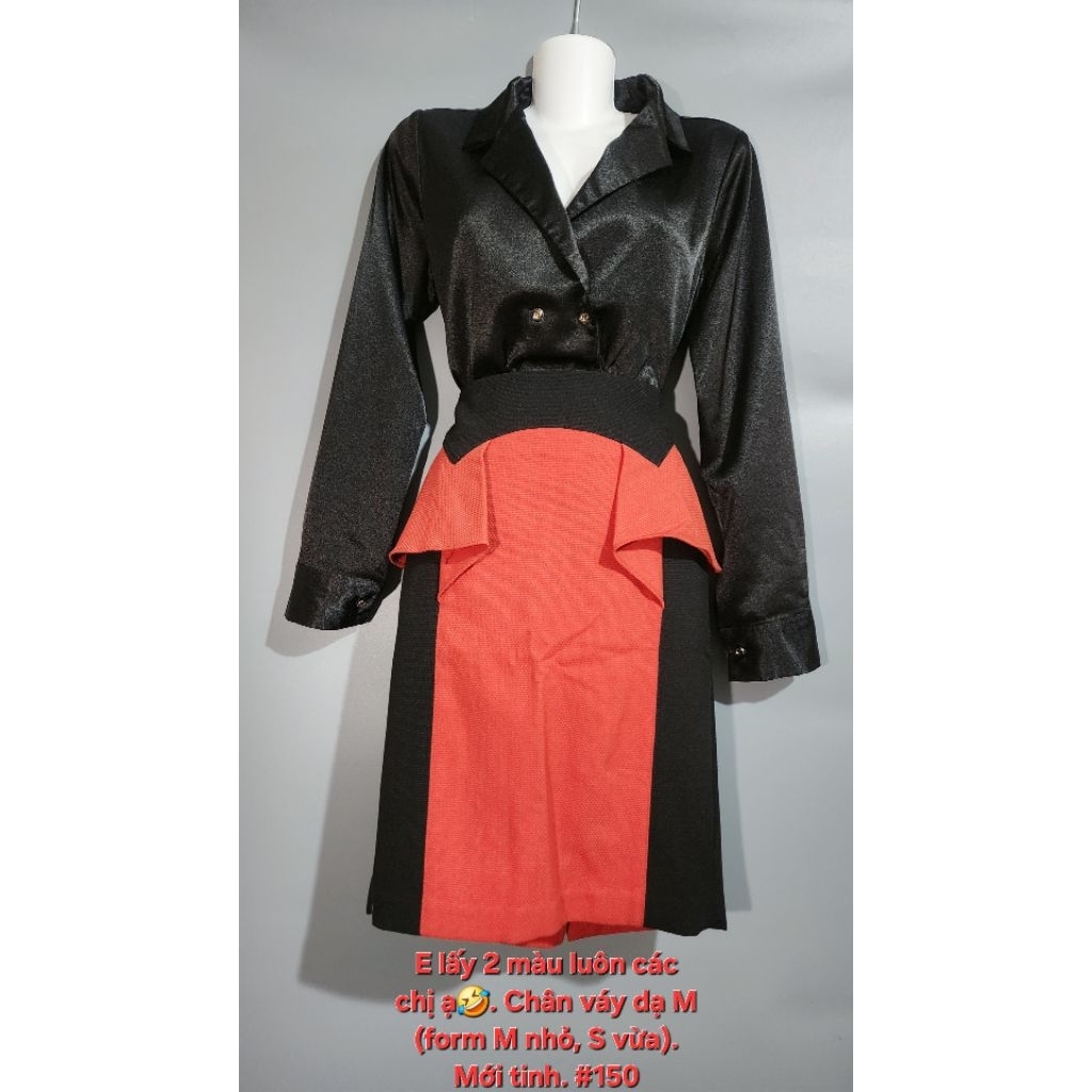 Chân váy dạ M White Ant