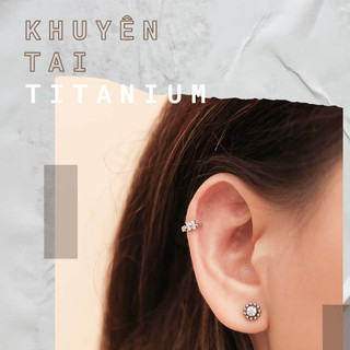 (1 chiếc) Khuyên Đá Tròn hoa văn -  Titanium G23 - Kassy