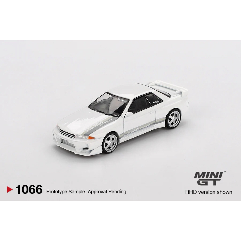 Xe mô hình Mini GT 1:64 Nissan GT-R (R32) VeilSide Combat C-I White