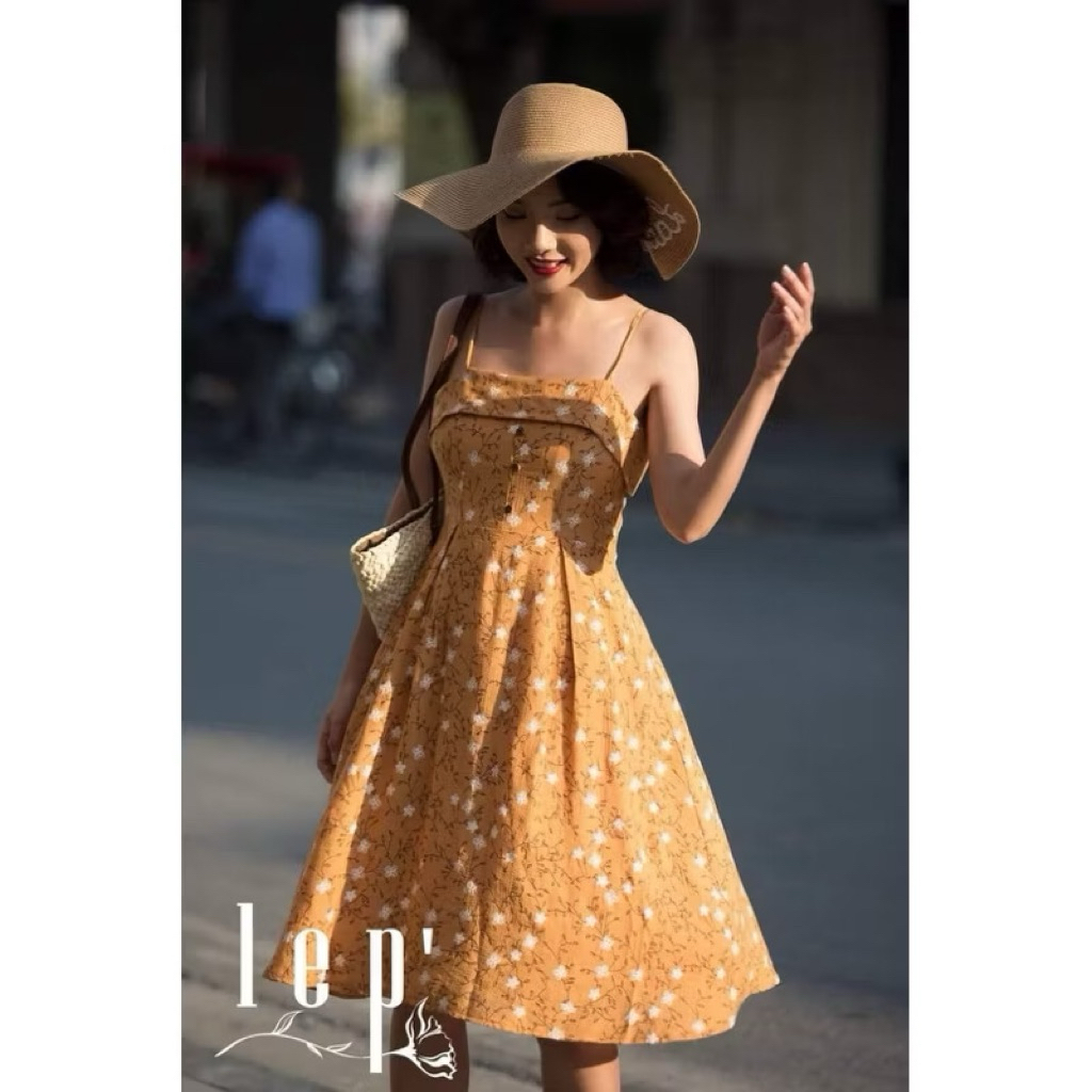 Váy lép 2 dây tag hồng, size L form nhỏ, M mặc được